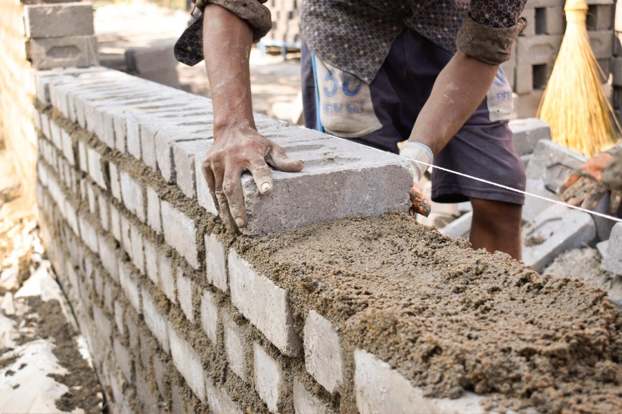 Construction en pierre à Neuvicq-le-Château